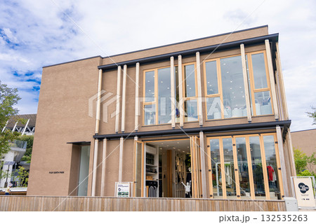 PLAY EARTH PARK WONDER STORE 都立明治公園 132535263