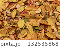 落ち葉_01 132535868