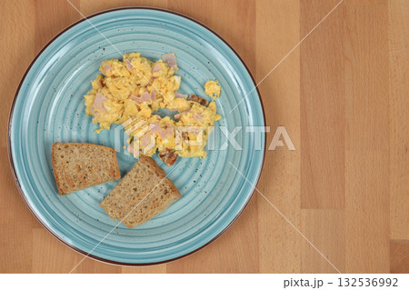 Scrambled Eggs with Toast Scrambled Eggs with Toast 132536992