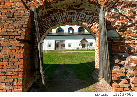 Wooden gate in the wall of the Kirillo-Belozersky Monastery (Russia) Wooden gate in the wall of the Kirillo-Belozersky Monastery (Russia) 132537060