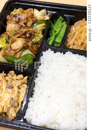 美味しい回鍋肉の中華弁当 美味しい回鍋肉の中華弁当 132539125