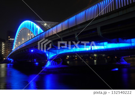夜の永代橋 132540222