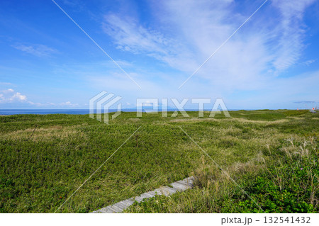 サロベツ原野駐車公園からの眺め(利尻富士が見えます サロベツ原野駐車公園からの眺め(利尻富士が見えます 132541432
