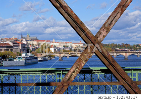 Old Vysehrad railway bridge linking the Nusle Valley with Smichov, Vyton, Prague, Czech Republic Old Vysehrad railway bridge linking the Nusle Valley with Smichov, Vyton, Prague, Czech Republic 132543317
