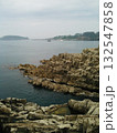海と岩 132547858