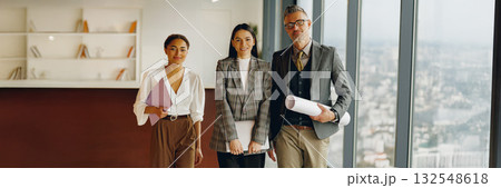Exploring Business Team Collaboration in a Modern Office Space for Enhanced Productivity and Growth Exploring Business Team Collaboration in a Modern Office Space for Enhanced Productivity and Growth 132548618