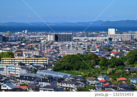 大村市(長崎県/新大村駅建設後) 遠景に針尾電波塔と西海橋(佐世保) 大村市(長崎県/新大村駅建設後) 遠景に針尾電波塔と西海橋(佐世保) 132553453
