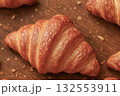 パン屋の焼きたてクロワッサン 132553911