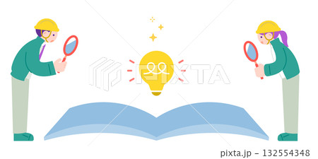現場発のアイデア出し・事前準備・調査を行うビジネスパーソン 132554348