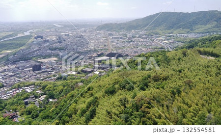 京都と大阪の境界 山城国「山﨑城」天下分け目の天王山の空撮 京都と大阪の境界 山城国「山﨑城」天下分け目の天王山の空撮 132554581
