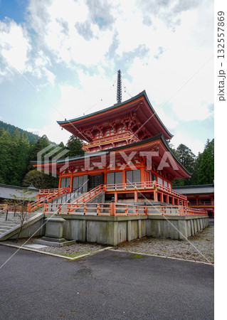 比叡山延暦寺の境内の風景 比叡山延暦寺の境内の風景 132557869