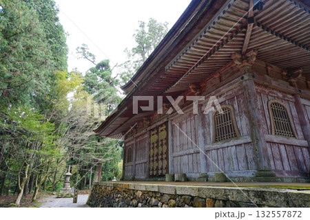 比叡山延暦寺の境内の風景 比叡山延暦寺の境内の風景 132557872