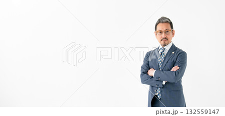 ビジネスマン　弁護士　ポートレート 132559147