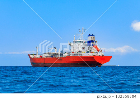 Large industrial ship sailing in the Indian ocean near Zanzibar, Tanzania 132559504