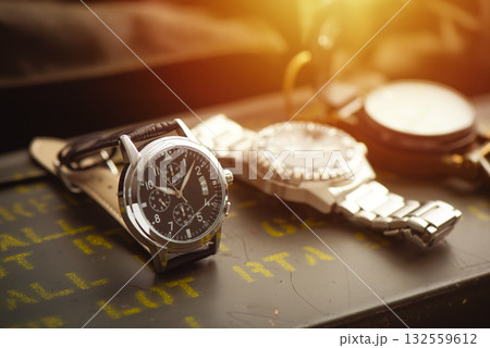 military style men wristwatch 132559612