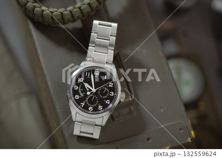military style men wristwatch 132559624