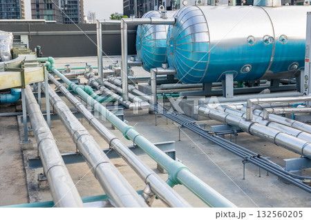 Insulated Large Hot Water Storage Tank for hotel at outdoor roof top with hot water pipe heat Insulated Large Hot Water Storage Tank for hotel at outdoor roof top with hot water pipe heat 132560205