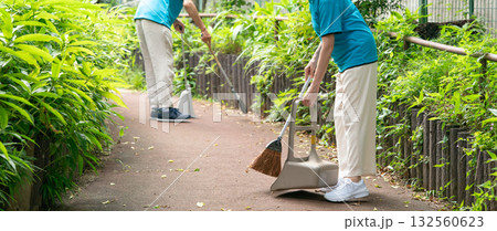 管理人　掃除　小道 132560623