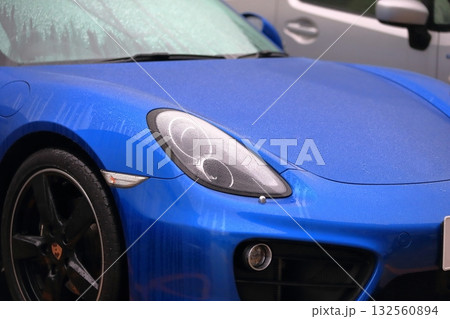 ドイツ製のスポーツカー 132560894