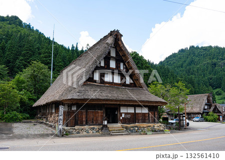 五箇山の上梨集落 132561410