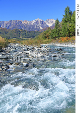 白馬山麓の秋 132561448