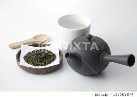 日本茶_煎茶 132562874