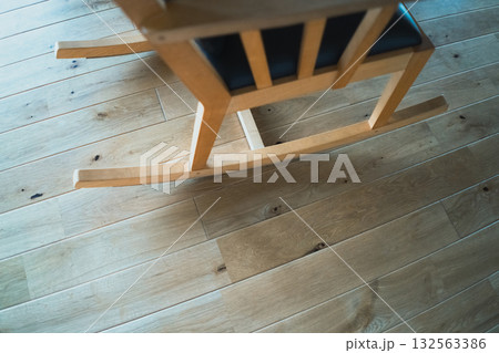 ロッキングチェア 132563386