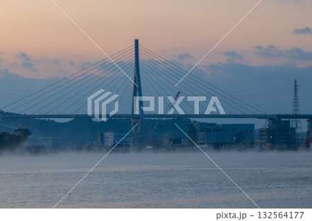 気仙沼市初冬の風景け嵐 132564177