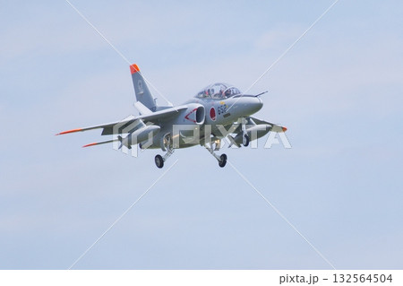 航空自衛隊 第303飛行隊のT-4 132564504