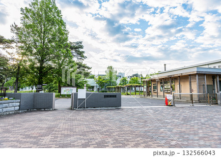 秋田県秋田市　国立学校法人　秋田大学 132566043