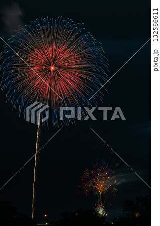 浜松市の中野町煙火大会の風景(静岡県) 浜松市の中野町煙火大会の風景(静岡県) 132566611