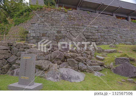 鹿児島 仙巌園 石垣と薩摩焼の窯跡 132567506