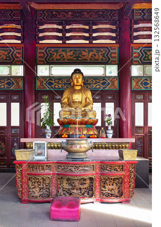 Serene Golden Buddha statue at Chin Swee Caves Temple, Genting Highlands, Pahang, Malaysia 132568649