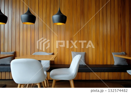 木のデザインのカフェインテリア・壁・飲食店の内装 木のデザインのカフェインテリア・壁・飲食店の内装 132574482