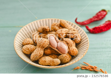 茹で落花生 132576586