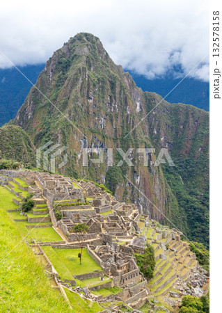 Archaeological remains of Machu Picchu located in the mountains of Cusco. 132578158