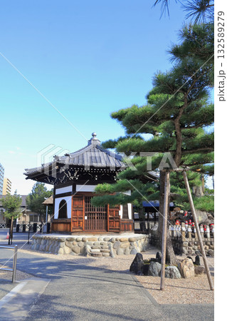荒子観音寺、六角堂 荒子観音寺、六角堂 132589279