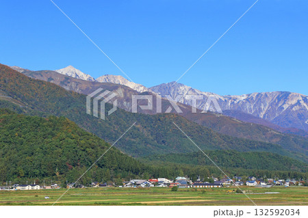 白馬山麓から望む秋の白馬三山 白馬山麓から望む秋の白馬三山 132592034