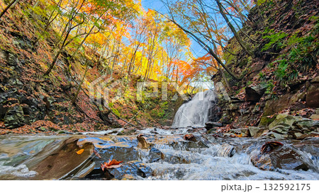 浅間大滝（秋） 132592175