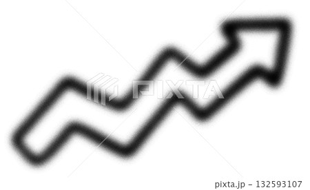 Black scribble arrow hand-drawn on transparent background. Messy sketch arrow pointing right, drawn in rough doodle style with dynamic brush texture, perfect for infographic design, highlights, or 132593107