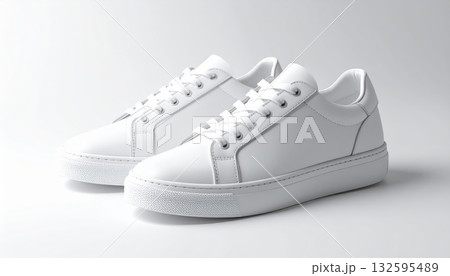 《AI画像》真っ白なスニーカー 132595489