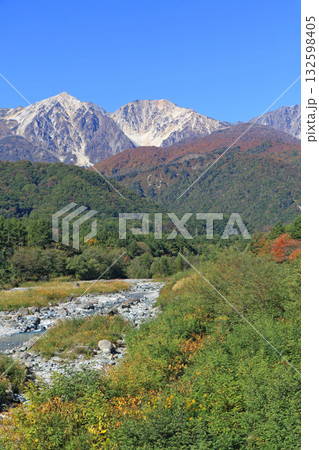 白馬大橋から望む秋の北アルプス 白馬大橋から望む秋の北アルプス 132598405