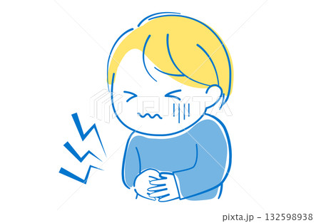 腹痛を訴える子供 腹痛を訴える子供 132598938