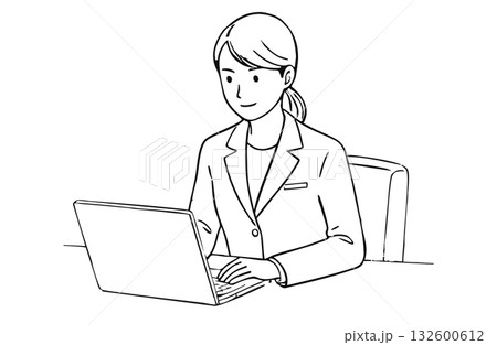 パソコン操作するビジネスウーマン（上半身・モノクロ線画） 132600612