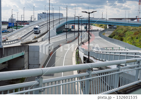 大阪・関西万博終焉 解体工事現場の記録 取り付け道路 大阪・関西万博終焉 解体工事現場の記録 取り付け道路 132601535