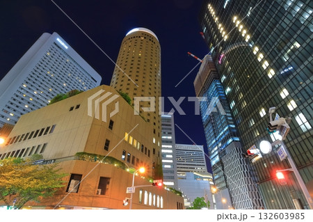 【大阪府】大阪 梅田の夜景 丸ビル 【大阪府】大阪 梅田の夜景 丸ビル 132603985