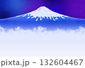 夜の富士山と雲の背景イラスト 132604467