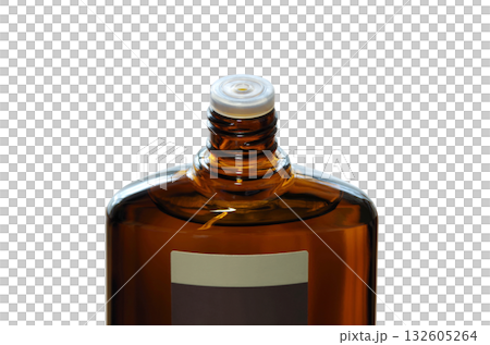 【切り抜き透過背景素材】スクリューキャップを開けた育毛剤のボトル 132605264