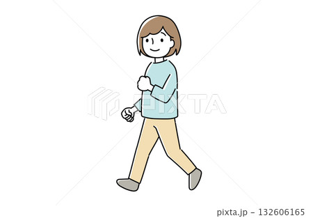 元気よく歩く女性 元気よく歩く女性 132606165