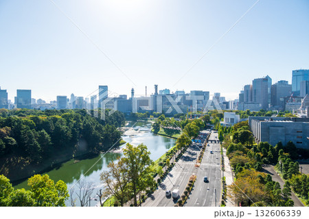 皇居半蔵門前、国立劇場に隣接する場所に位置している宿泊施設からの風景 皇居半蔵門前、国立劇場に隣接する場所に位置している宿泊施設からの風景 132606339
